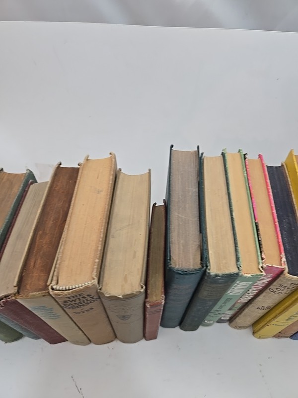 Mixed Lot 18 Vtg, Antique 1900-60's Children’s Learning & Reading School Books gallery