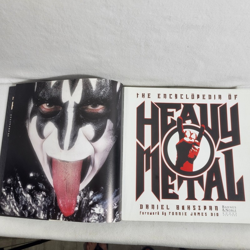 Heavy Metal (Music) Encyclopedia Book Original Version By Daniel Bukszpan Rock gallery