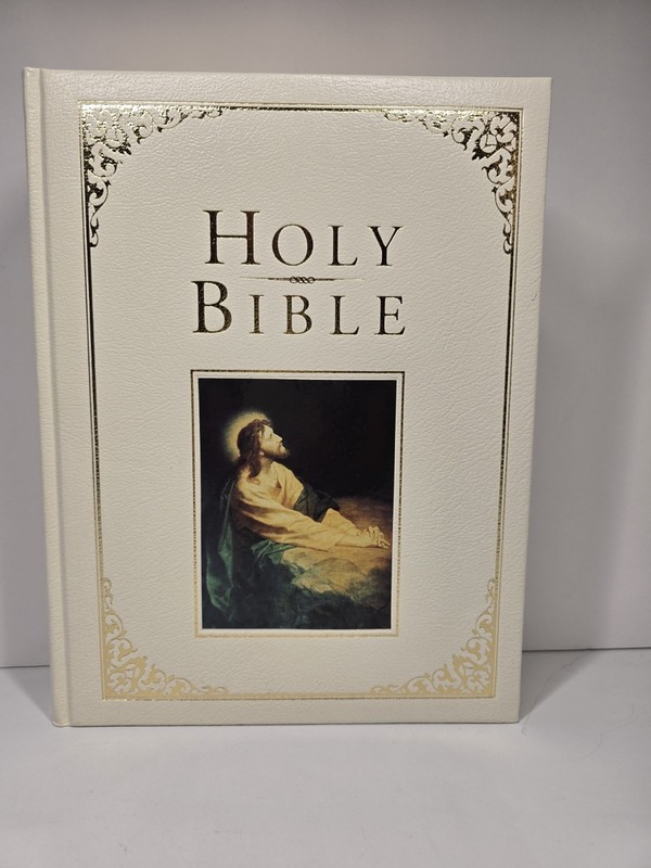 The Holman KJV Family Bible (White Padded Bonded Leather)1558198865