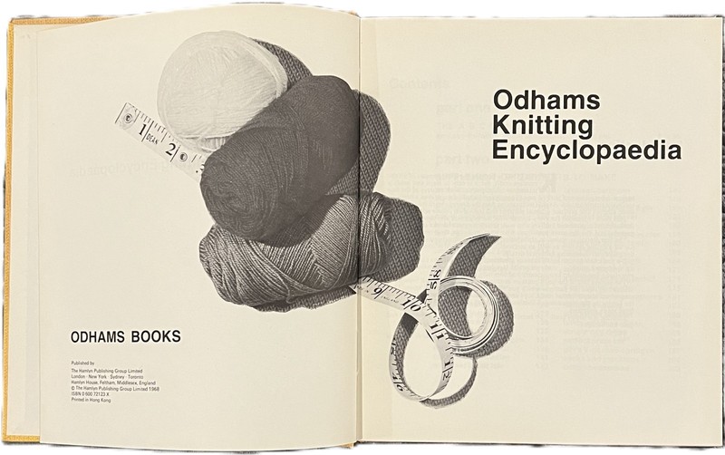 Odhams Knitting Encyclopaedia [Hardcover Book , 1968] gallery