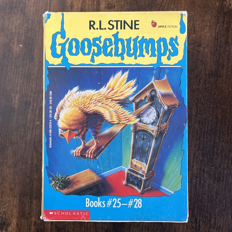 X2 Box Set Goosebumps Book 9-12 & 25-28 R.L Stine Slipcase Prints Vary gallery