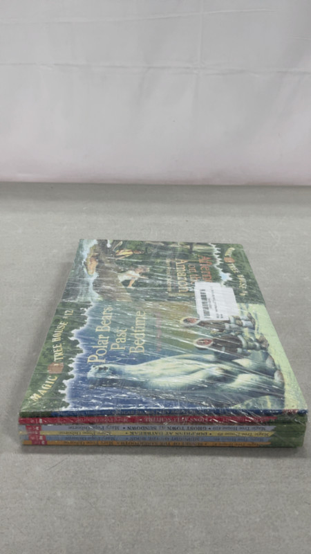 Magic Tree House 12 Book Set Books 1-12 gallery