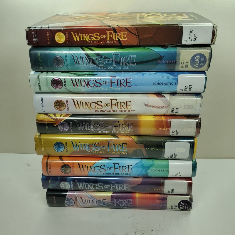 Set Series - Lot of 9 Wings of Fire books by Tui T. Sutherland Hardcover gallery
