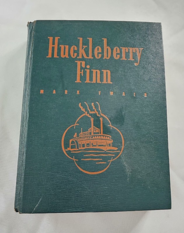 The Adventures of Huckleberry Finn by Mark Twain Whitman Publishing BH