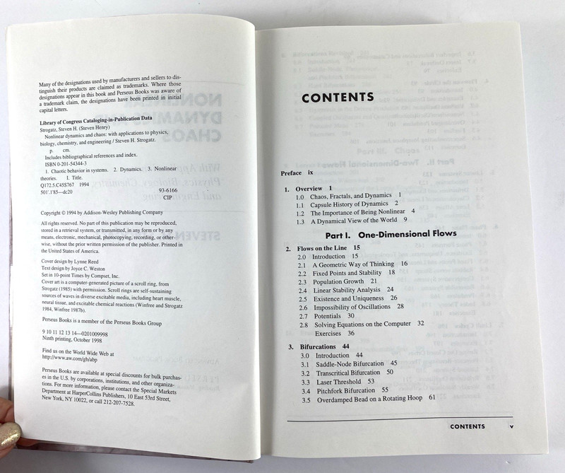 Nonlinear Dynamics and Chaos: With Applications ... Hardcover Strogatz gallery