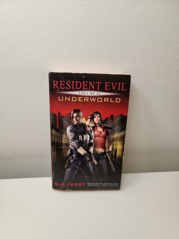 RESIDENT EVIL UNDERWORLD S.D. Perry 2012 1st paperback Titan Books