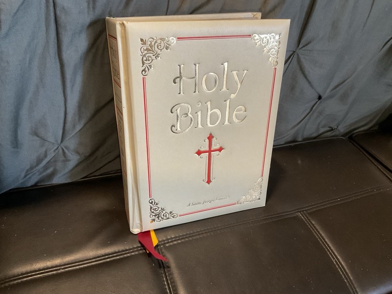 NCB St. Joseph New Catholic Bible Large Type-White Padded Hardcover (#614/97)