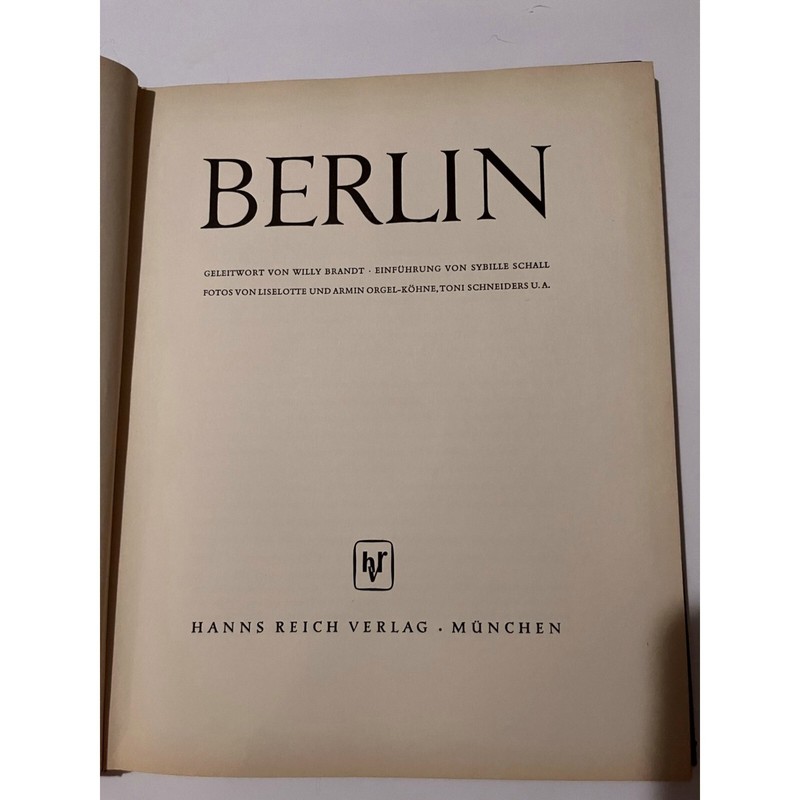 Berlin Hardcover Book (Ein Terra Magica Bilband) 11 by 8 1/2 x 1/2" in German gallery
