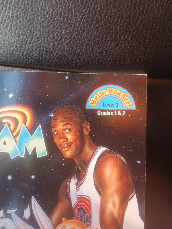 Space Jam Scholastic Paperback 9in X 6 In Nice cartoon Art! Hello Readers gallery