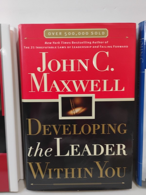 John C. Maxwell Hardcover Books Lot Of 9 gallery