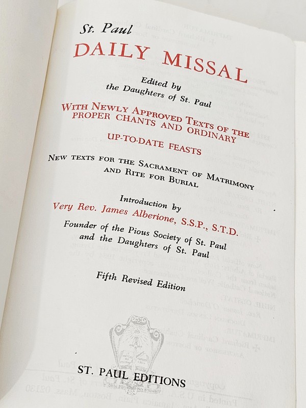 1964 St Paul Daily Missal Hardcover Ribbon Bookmarks 4x6.5 In. 2 In. Thick. gallery