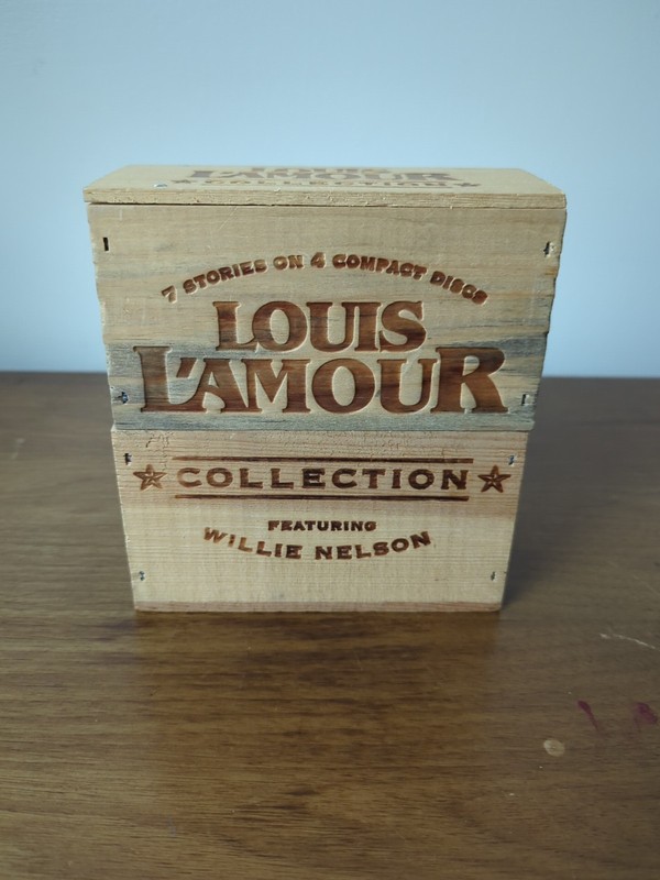 Louis L’Amour Collection CDs Set 4 In Wood Box Featuring Willie Nelson 7 Stories