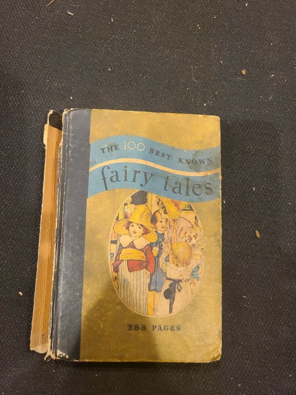 The 100 Best Known Fairy Tales 1933 Whitman Publishing – 288 pages