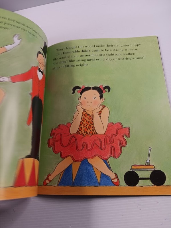 The Strongest Girl in the World by Egmont UK Ltd (Paperback, 2001) gallery