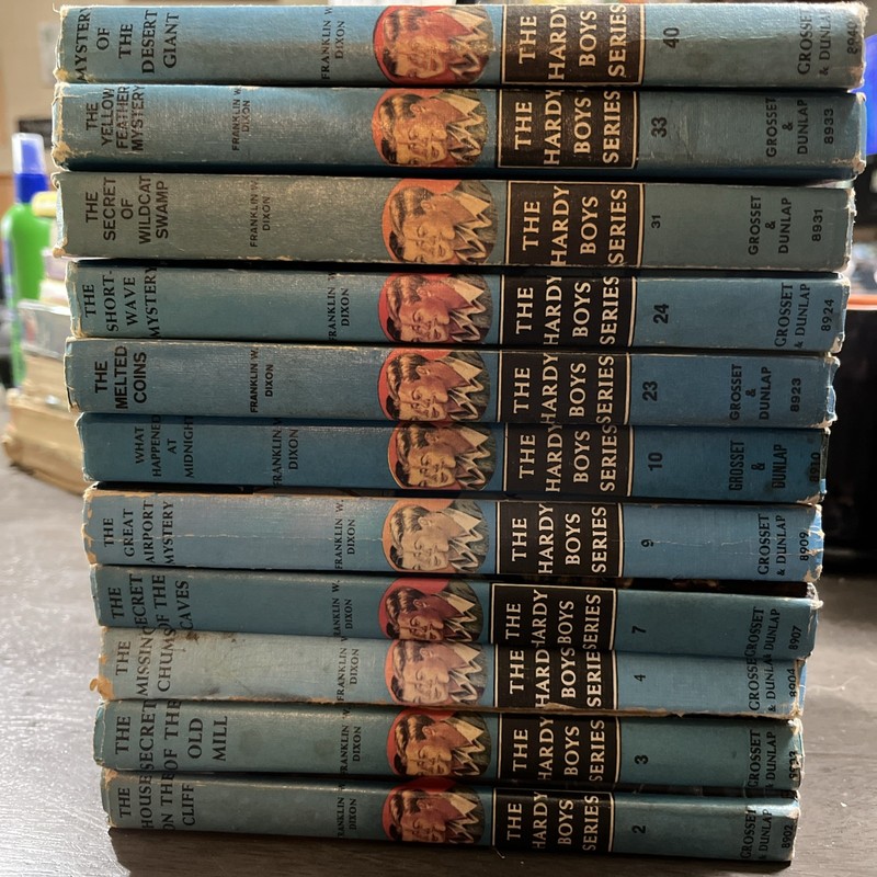 20 Hardy Boys Books 2-4 7 9 10 23 24 31 33 40 In Fair Shape See Description