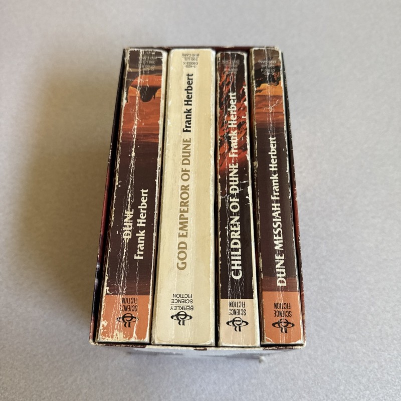 The Dune Collection Box Set 1984 Berkeley Edition Frank Herbert - 4 Books gallery