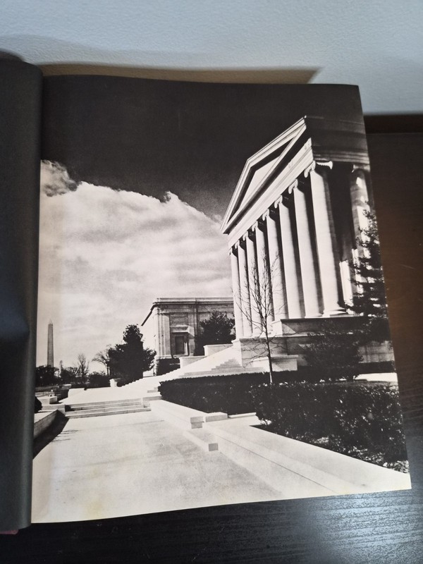 National Gallery of Art, Washington - Hardcover By Walker, John - VERY GOOD gallery