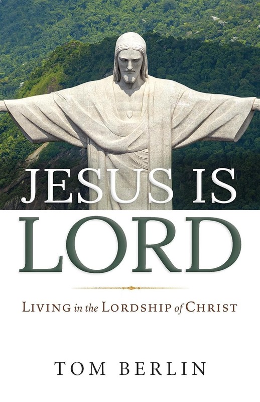 Jesus Is Lord: Living in the Lordship of Christ (Jesus Is Lord) Paperback