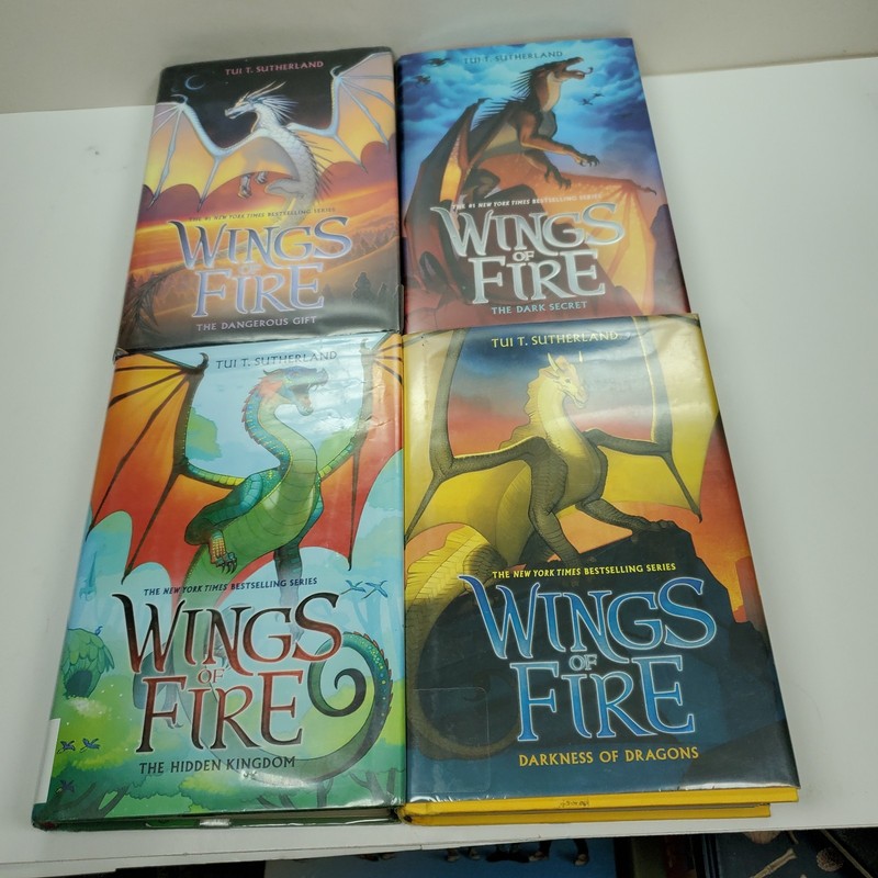 Set Series - Lot of 9 Wings of Fire books by Tui T. Sutherland Hardcover gallery