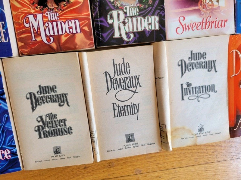 Lot of 56 Books: Jude Deveraux, Julie Garwood, Judith McNaught & Jill Barnett gallery