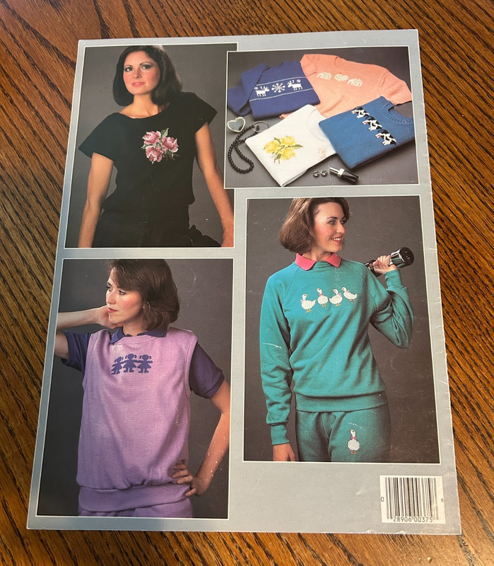 Lot of 3 Vintage Leisure Arts Leaflets 257, 367, 375 Cross Stitch & Crochet 1983 gallery