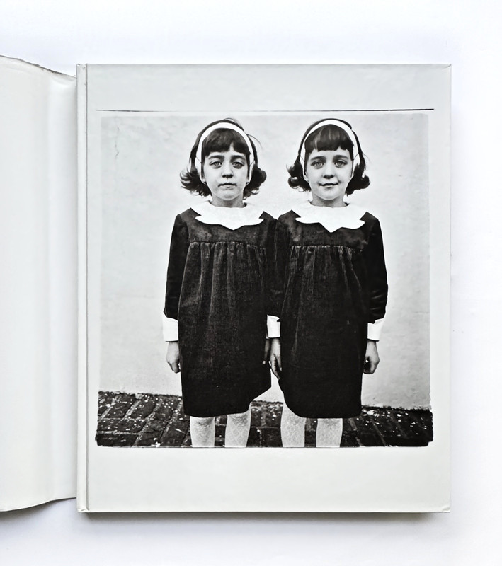 Diane Arbus Photo Book 1988 Aperture Monograph Hardcover 12th Printing