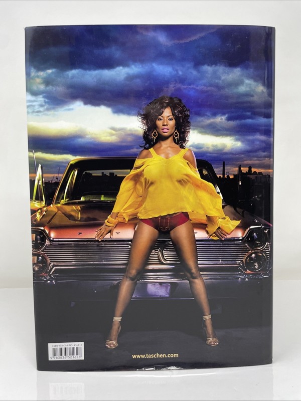 2010 Howard Huang's URBAN GIRLS by Dian Hanson HC/DJ Taschen English gallery