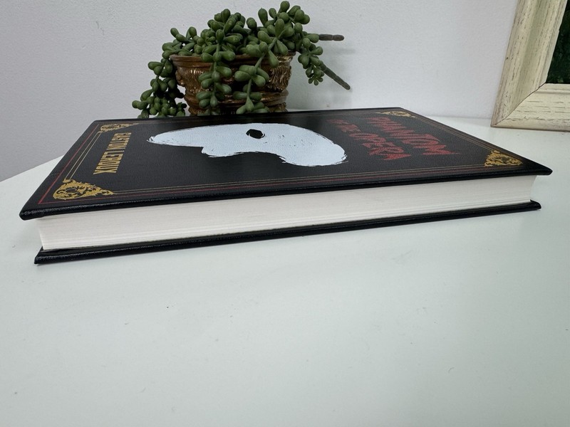 Phantom of The Opera Faux Leather Bound 2018 Sweet Water Press Edition Book gallery