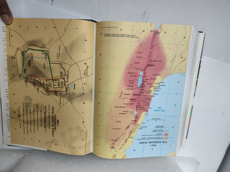 Nelson’s Illustrated Bible Dictionary / 1986 Hardcover Dustcover Cross Reference gallery