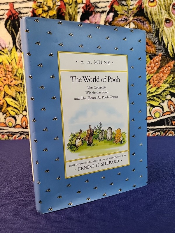 The World of Pooh and Christopher Robbin Hardcover Book A. A. Milne 1985
