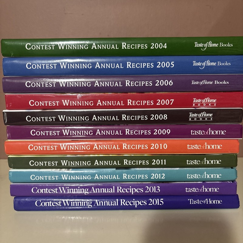 Lot of 11 Taste of Home COOKBOOKS Annual Recipes 2004-2013 2015 CONTEST WINNING gallery