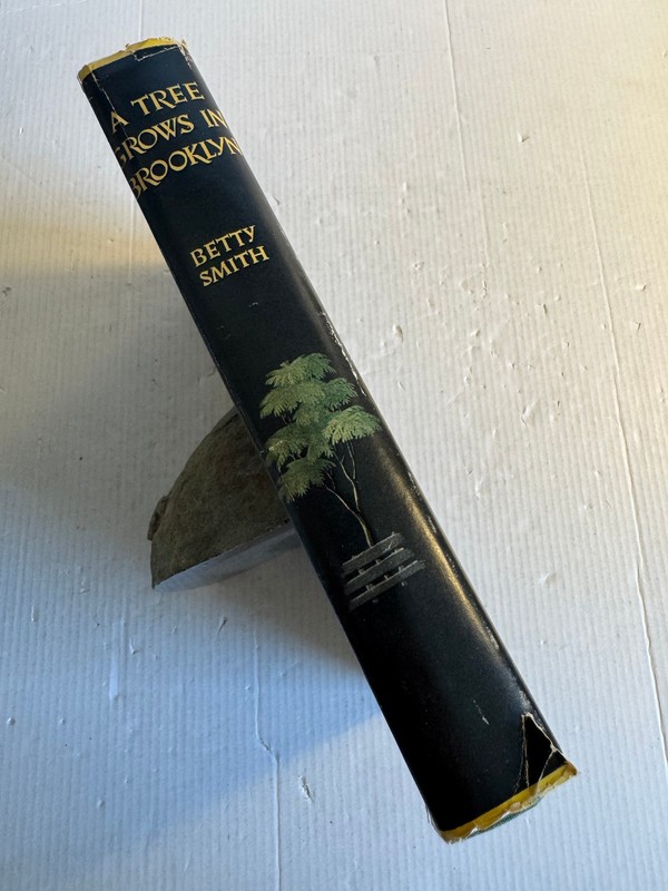 A Tree Grows in Brooklyn Betty Smith HCDJ 1943 Book Club Edition Very Good gallery