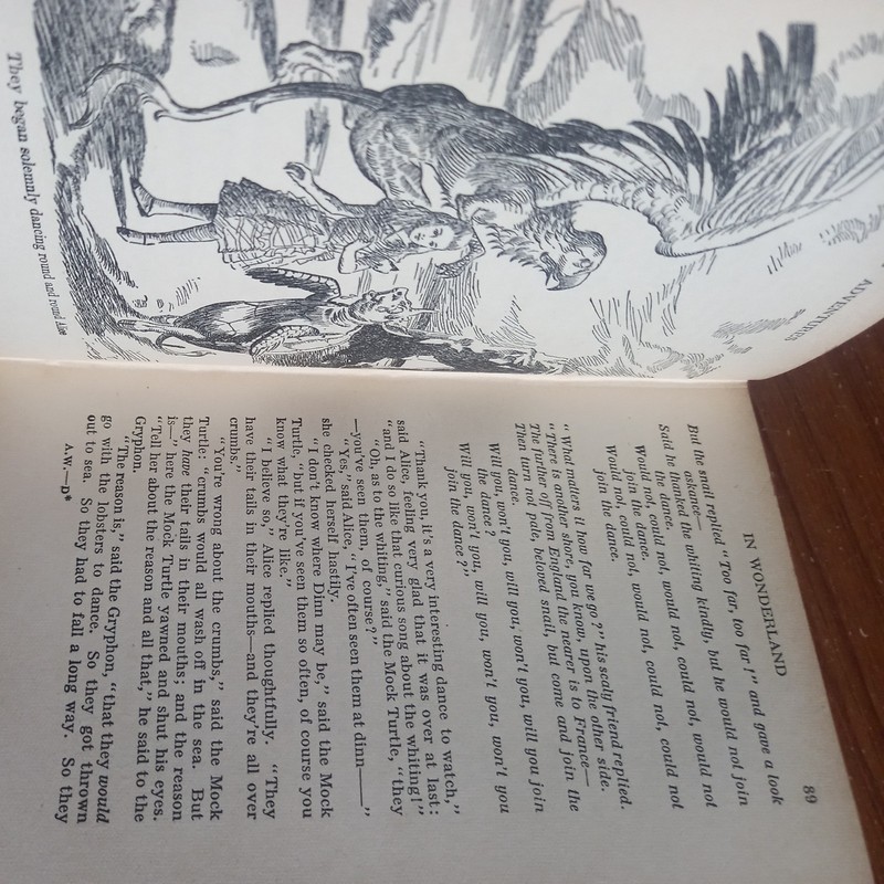C.1930 ALICE IN WONDERLAND BY LEWIS CARROLL - ODHAMS gallery