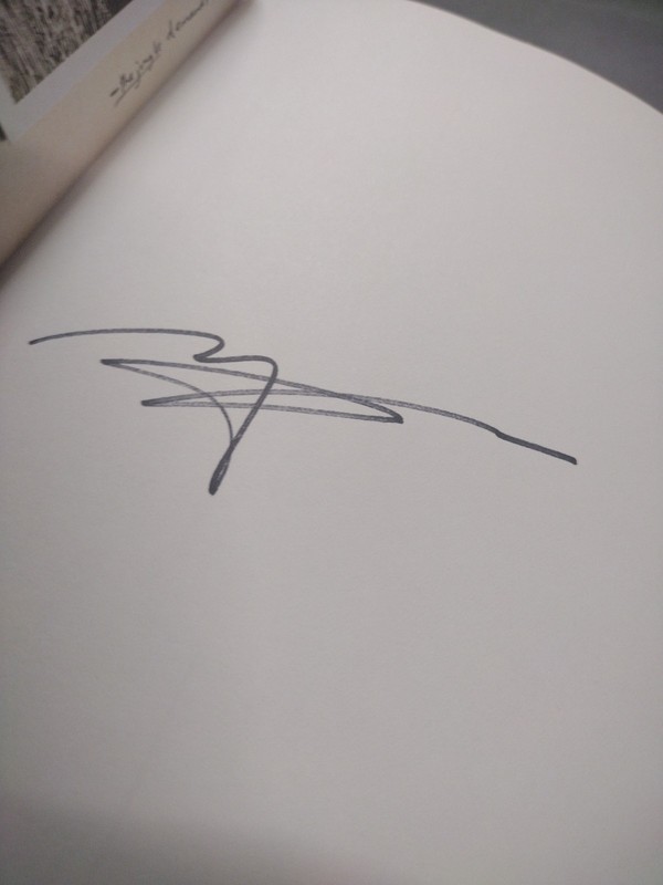 Signed Greenlights Matthew McConaughey Autographed 1st Edition Hardcover Book gallery