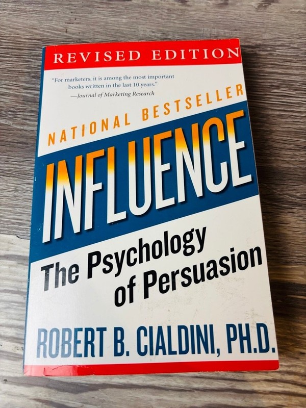 Influence Robert Cialdini 2007 Revised Edition Psychology Marketing Harper