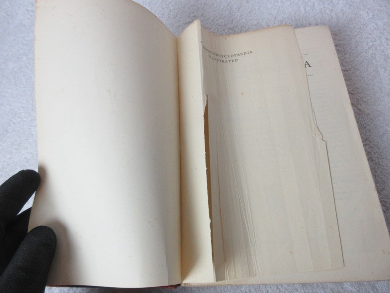 Odhams Encyclopaedia Illustrated, Vintage Hardback First Edition 1953 gallery