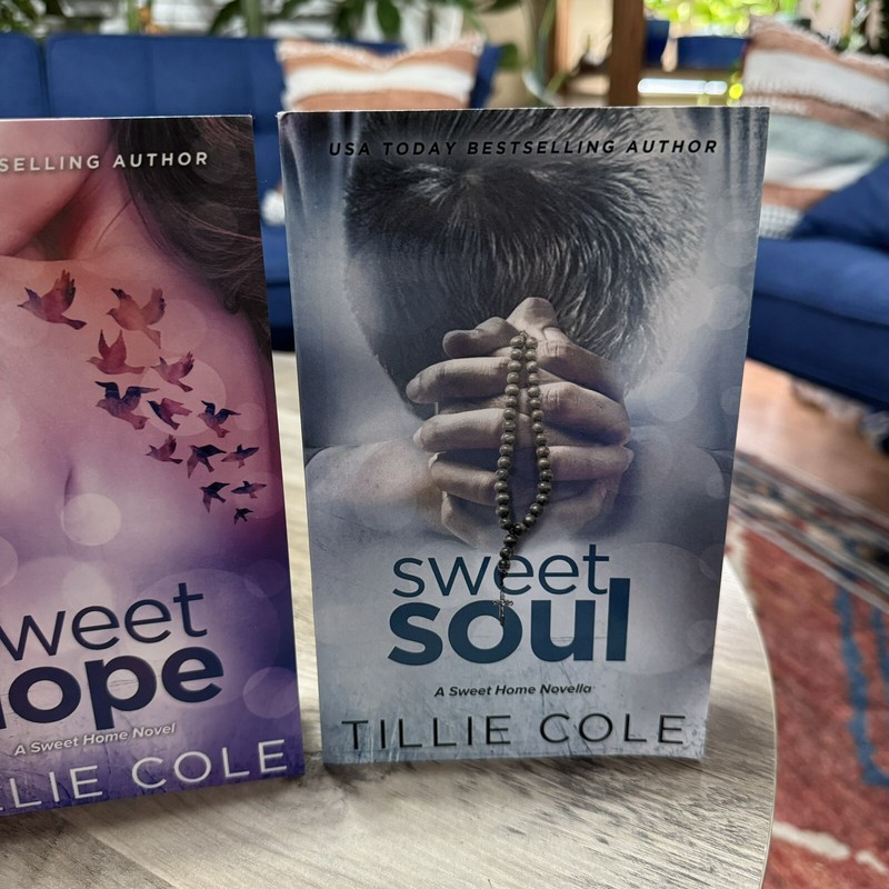 SIGNED Complete Sweet Home Series By Tillie Cole ( Home, Rome, Fall, Hope, Soul) gallery