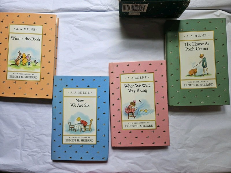 Pooh’s Library: Winnie-The-Pooh Box Set: 4 Volumes By A.A. Milne Dutton 1988 Set gallery