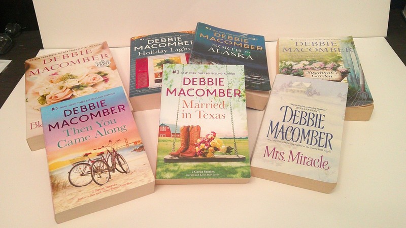 Debbie Macomber Lot of 7 Softcover Books Great Condition