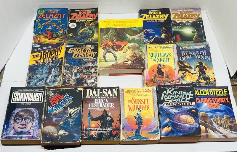 Lot of 15 random Scifi & Fantasy 1980s vintage Paperback books!