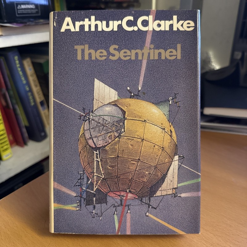 Arthur C. Clarke THE SENTINEL Book Club Edition 1983 Berkeley Pristine Cond.