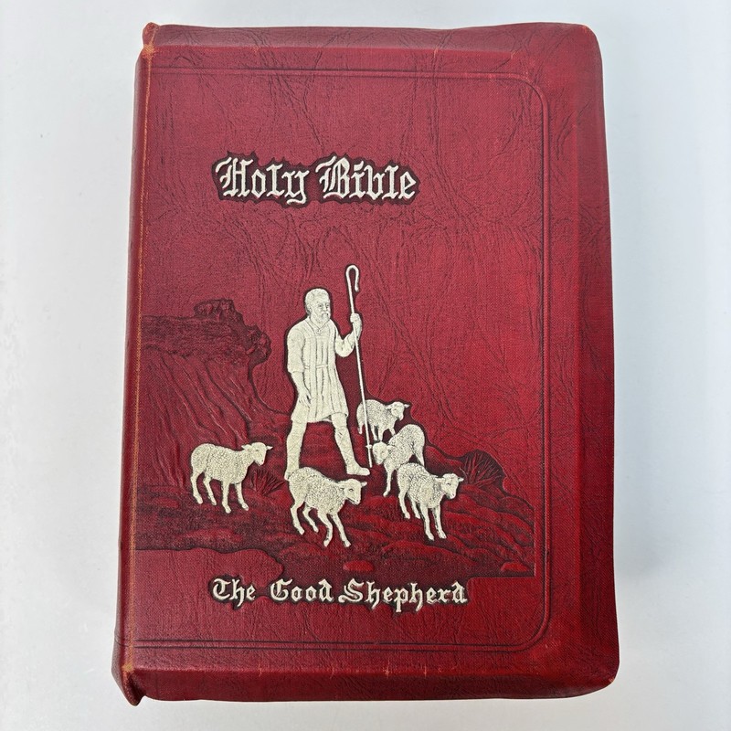 Vintage 1957 Good Shepherd Bible Red Illustrated Indexed Tabs Concordance IT
