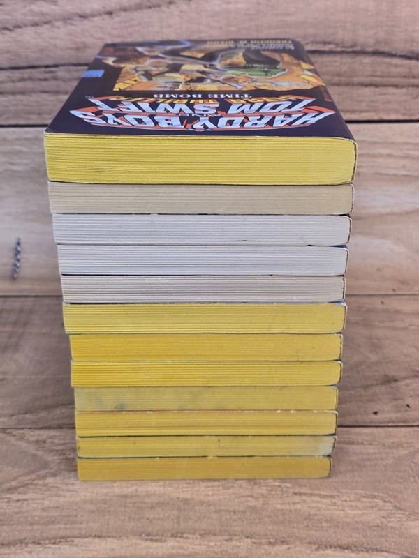 Lot of 12 Hardy Boys Case Files by Franklin W Dixon Vintage PB 1st prints gallery