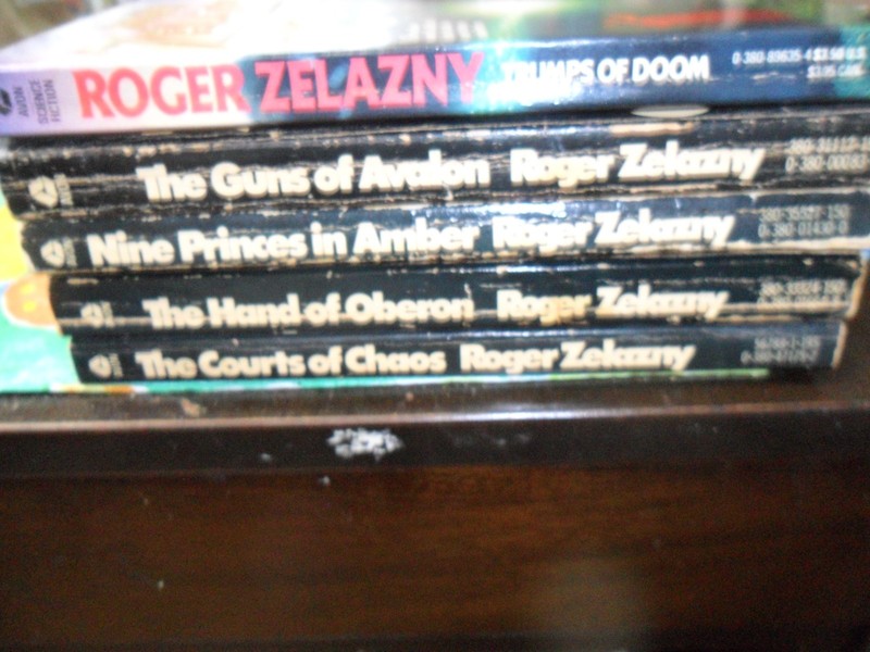 Roger Zelazny Sci Fi Lot 5 ~ Guns of Avalan, 9 Princes in Amber, Trumps of Doom+