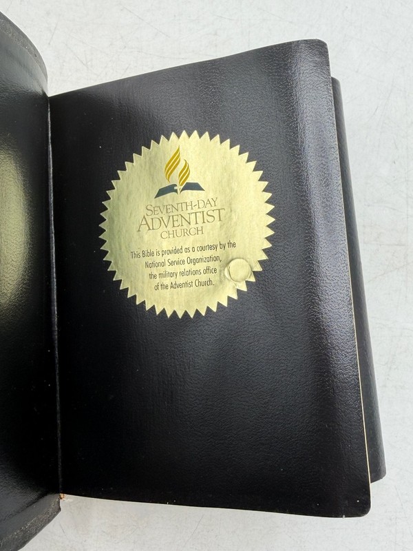 Holy Bible New King James Version 1985 Red Letter Compact Thomas Nelson gallery