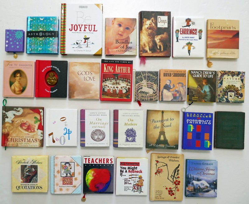 Lot of 28 Miniature Books – Astrology / Sherlock Holmes / Christmas / Nature +