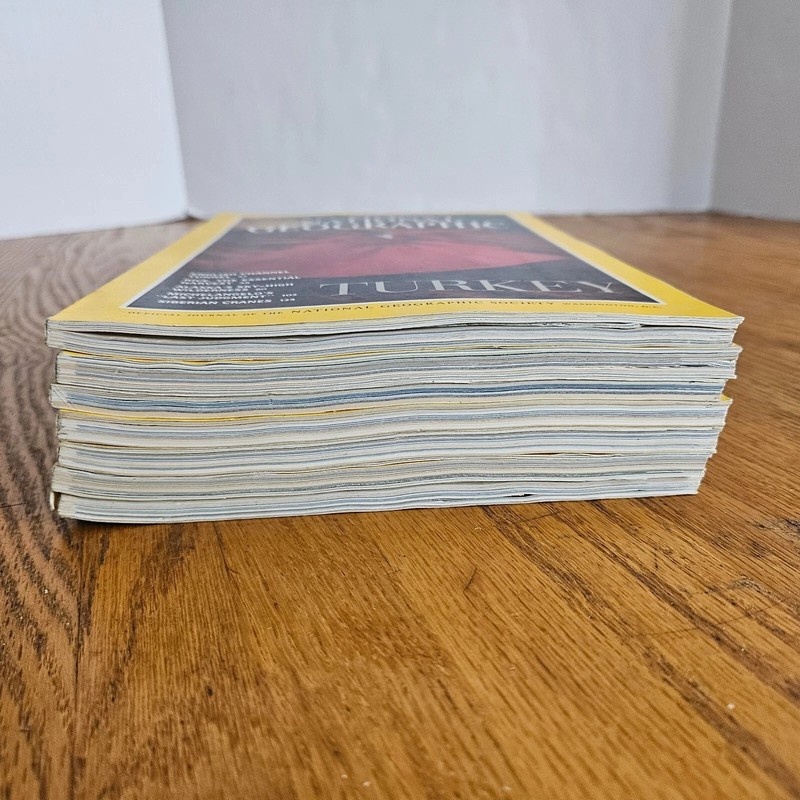 National Geographic Magazine Vtg 1994, 1995, 1998 Lot of 7 Issues gallery