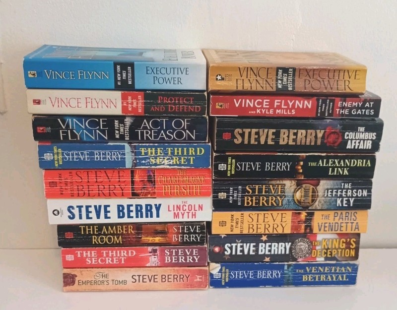 Big Lot 12 Steve Berry & 5 Vince Flynn Novels For A Lot Of 17 Suspense Books.