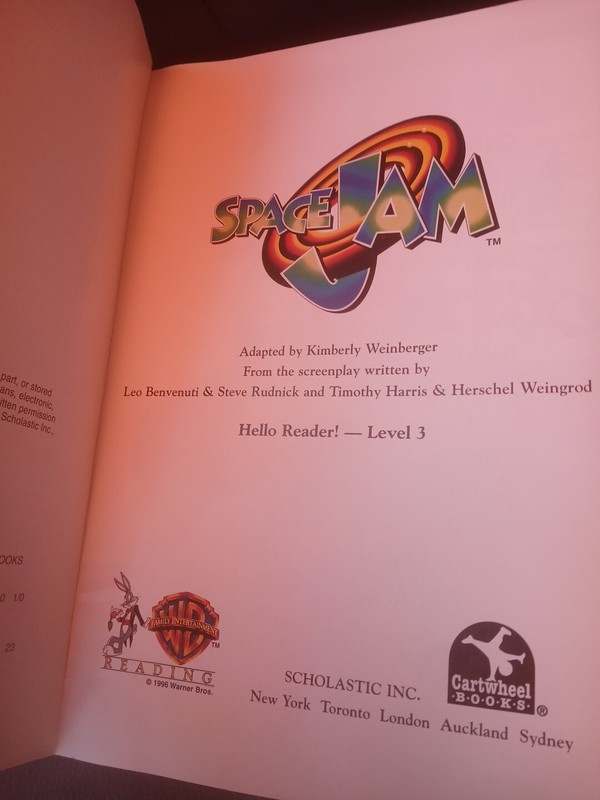 Space Jam Scholastic Paperback 9in X 6 In Nice cartoon Art! Hello Readers gallery