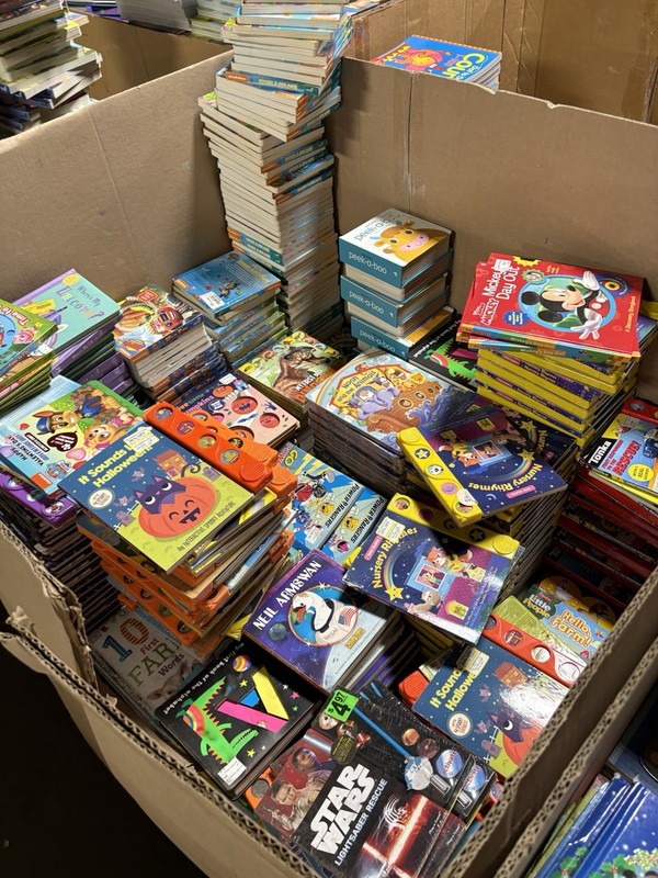 Lot of 50 Children BOARD Hardcover BABY TODDLER DAYCARE PRESCHOOL Kids BOOKS MIX gallery
